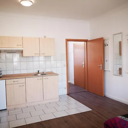 Strada Giardino Apartment *