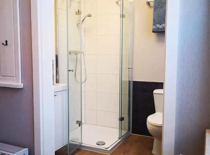 Strada Giardino 公寓 *